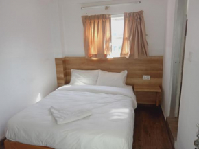 Everest Guest House